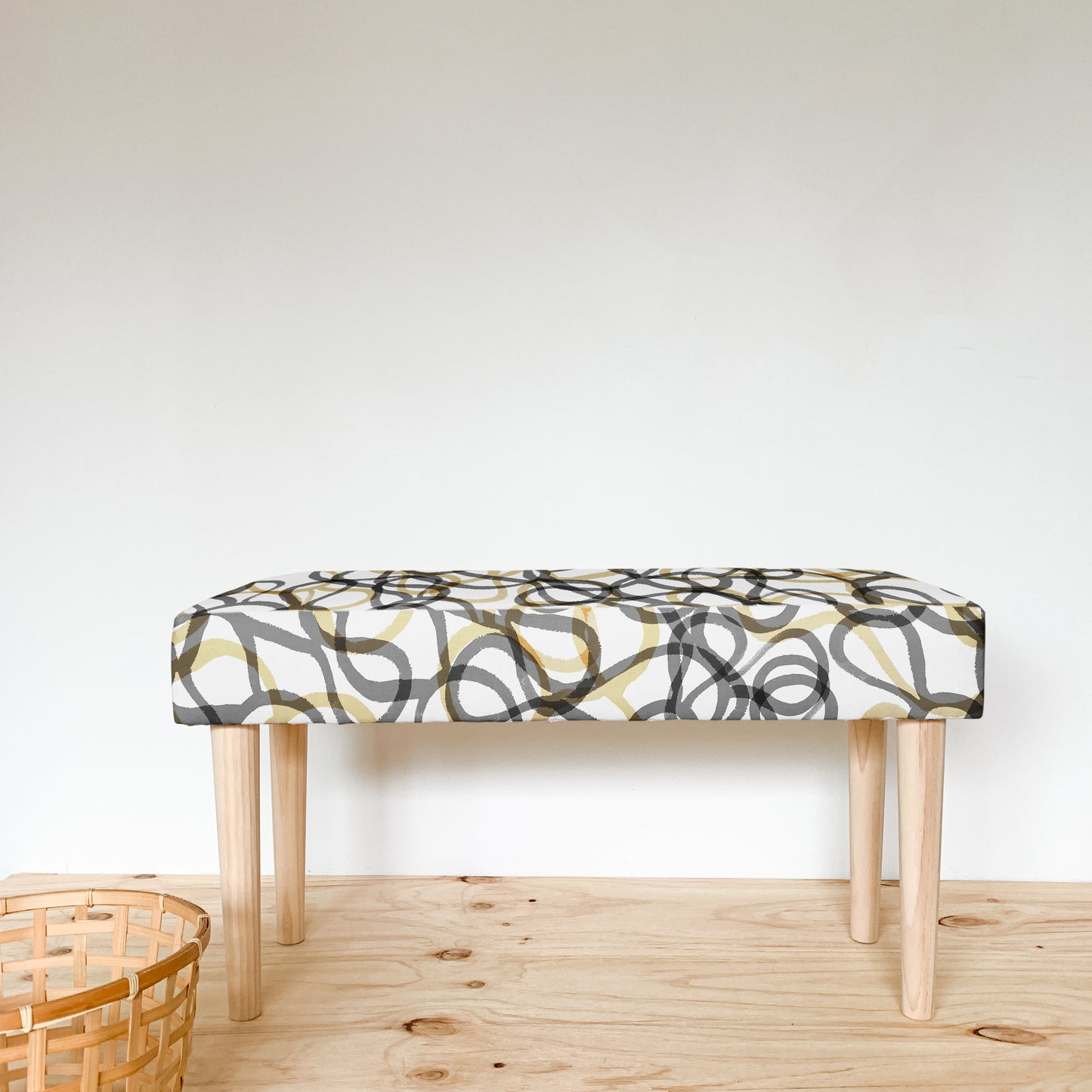 COASTAL HALLWAY BENCH