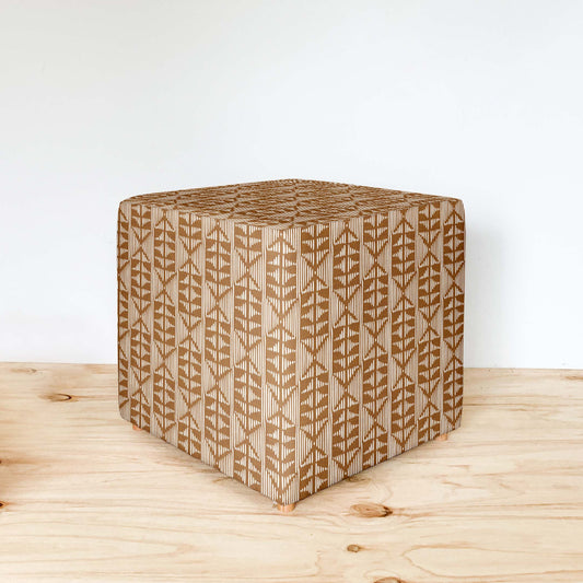 KAIA CLOTH CUBE OTTOMAN