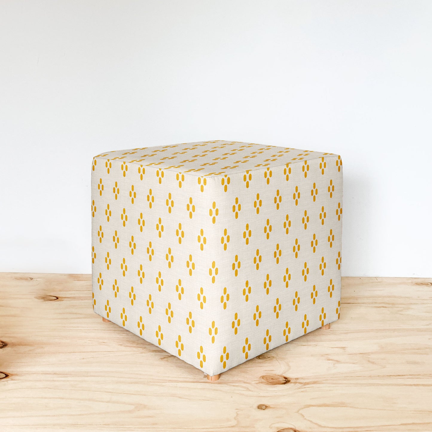 STELLA DOT CUBE OTTOMAN