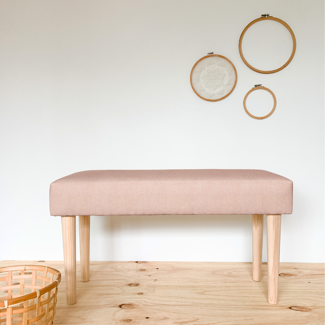 BLUSH HALLWAY BENCH