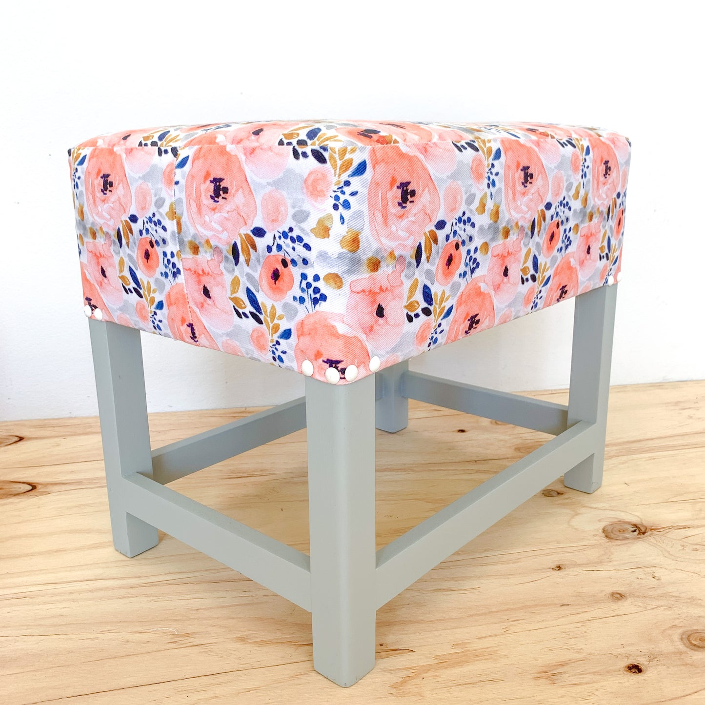 ROSE GARDEN OTTOMAN